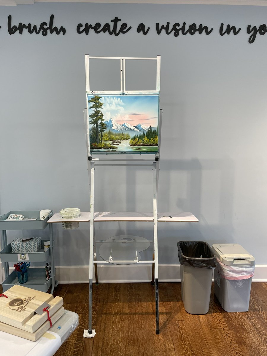BallStateCT's tweet photo. Saturday was a great day at the #BobRossExperience @Minnetrista!   

#HappyPainting &amp; #BobRoss stories to visitors from all over, even Sam Diego!  

#PaintLikeBobRoss #CertifiedInstructor #HappyTrees #BobIsWatching https://t.co/bRyDkhTvjs