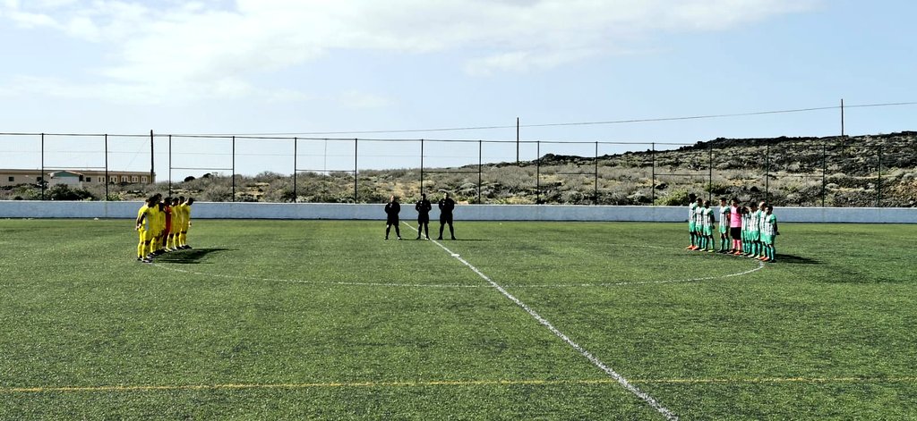 mdelasanta's tweet photo. 😴Madrugón 
🛩Gran Canaria - Tenerife - El Hierro
🚘La Restinga
🏟Derbi herreño de Primera Regional 
⚽️ @AtlRestinga - Atco. Pinar

#FútbolCanario https://t.co/mJVYYy8g3n