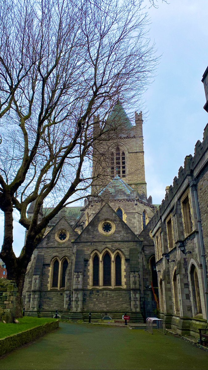 _emilyjanee's tweet photo. I had so much fun spontaneously visiting Dublin for just 12 hours yesterday. It’s a beautiful city, I highly recommend it.☘️ https://t.co/hGuOLvPHPA