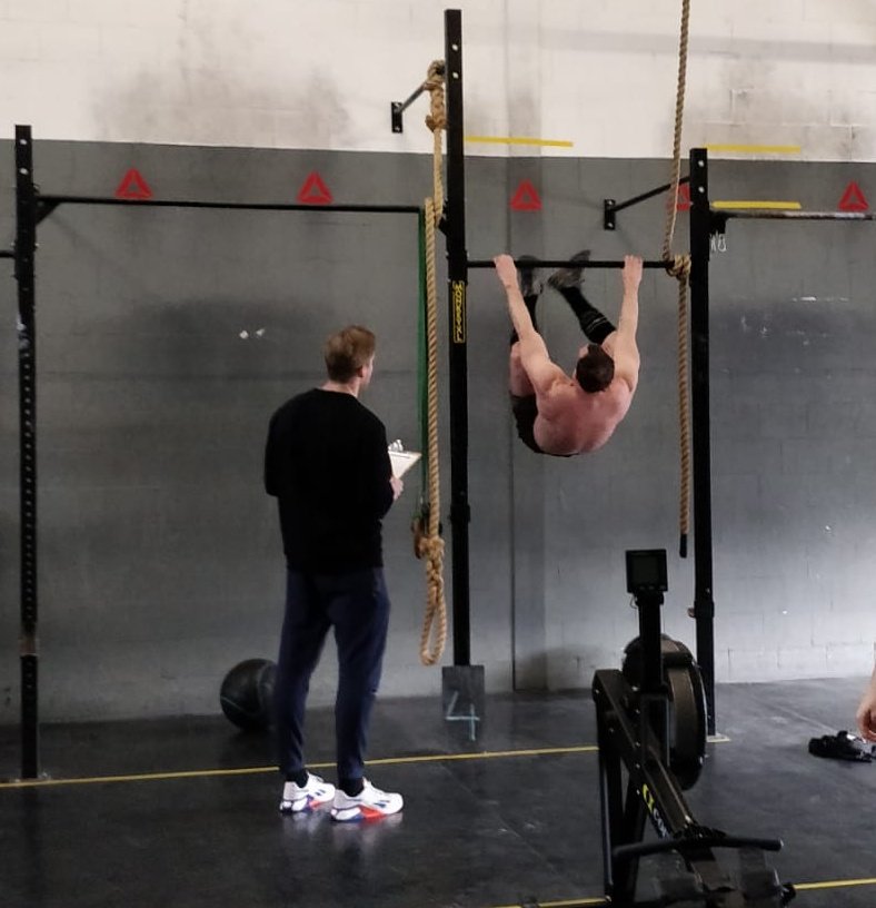 ARoelofswaard's tweet photo. Teentjes naar de bar
#crossfit #crossfitopen #23point1 #djym #nieuwvennep #fitdutchies https://t.co/UGYfhL7yTz