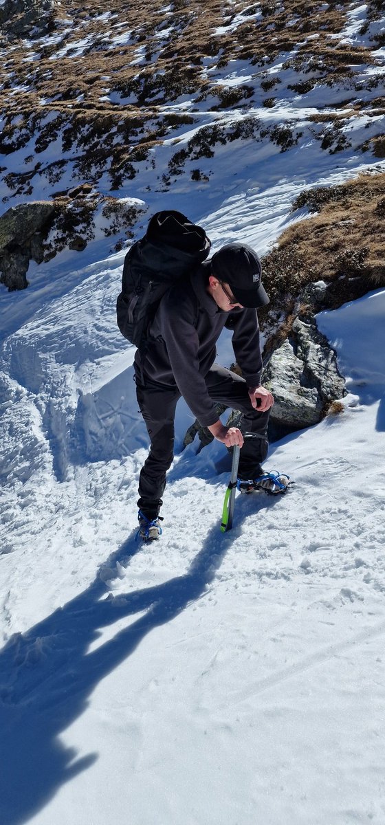 mttnichol's tweet photo. Date with the axes.
#puigmal #nuria #pyrenees #mountains https://t.co/gM4l1aNTMg