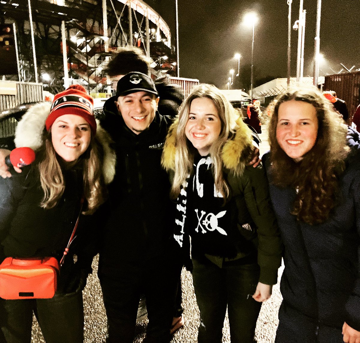 Lekkurrrr SO naar <a href="/Skilliecam/">Skillie</a> 🔴⚪️ #feyaz alleen maar ❤️ #skilliecamgang #Feyenoord <a href="/Gwenn_FR/">Gwenn</a> <a href="/spiritNLaudio/">spirit</a> <a href="/brxtttttt/">Britt</a>
