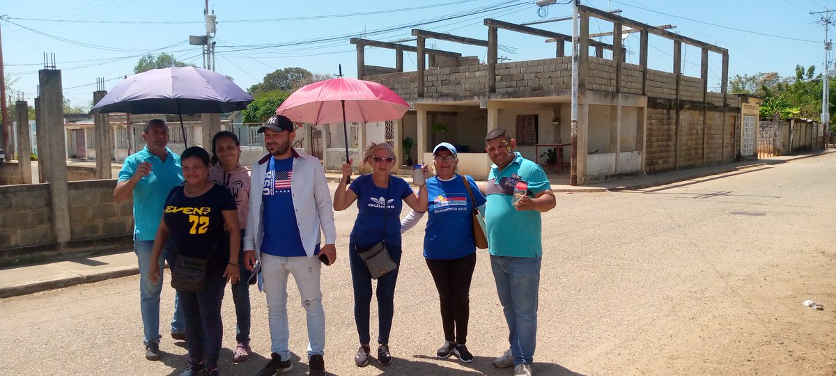 #18F. Jornada casa a casa en el sector Villa Lago de San Pedro Pquia Libertador Mene Grande ABATIZACION equipo UNTSOLIDARIO Baralt. Previniendo la salud de las  206 familias de este importante Sector