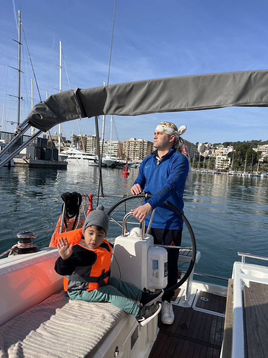 El pescado está por las nubes  en #mallorca , pasamos  al plan B; increíble día de Febrero !!!