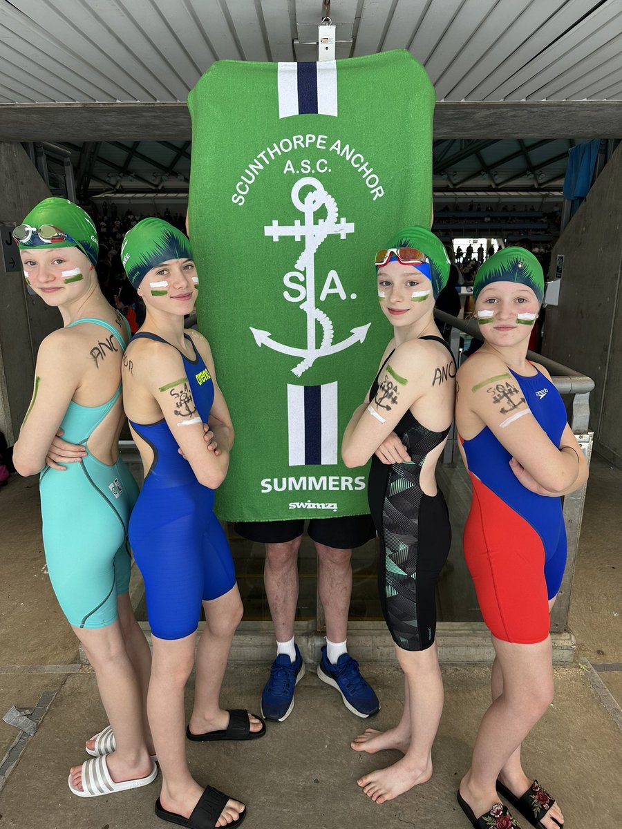 And here we have the younger ones, made the final of the 4x50 freestyle already and waiting for the medley race, go girls war paint check !!! <a href="/ScunnyAnchor/">Scunthorpe Anchor ⚓</a> <a href="/Swim_England/">Swim England</a> <a href="/YorkshireSwimm2/">Yorkshire Swimming Association</a>