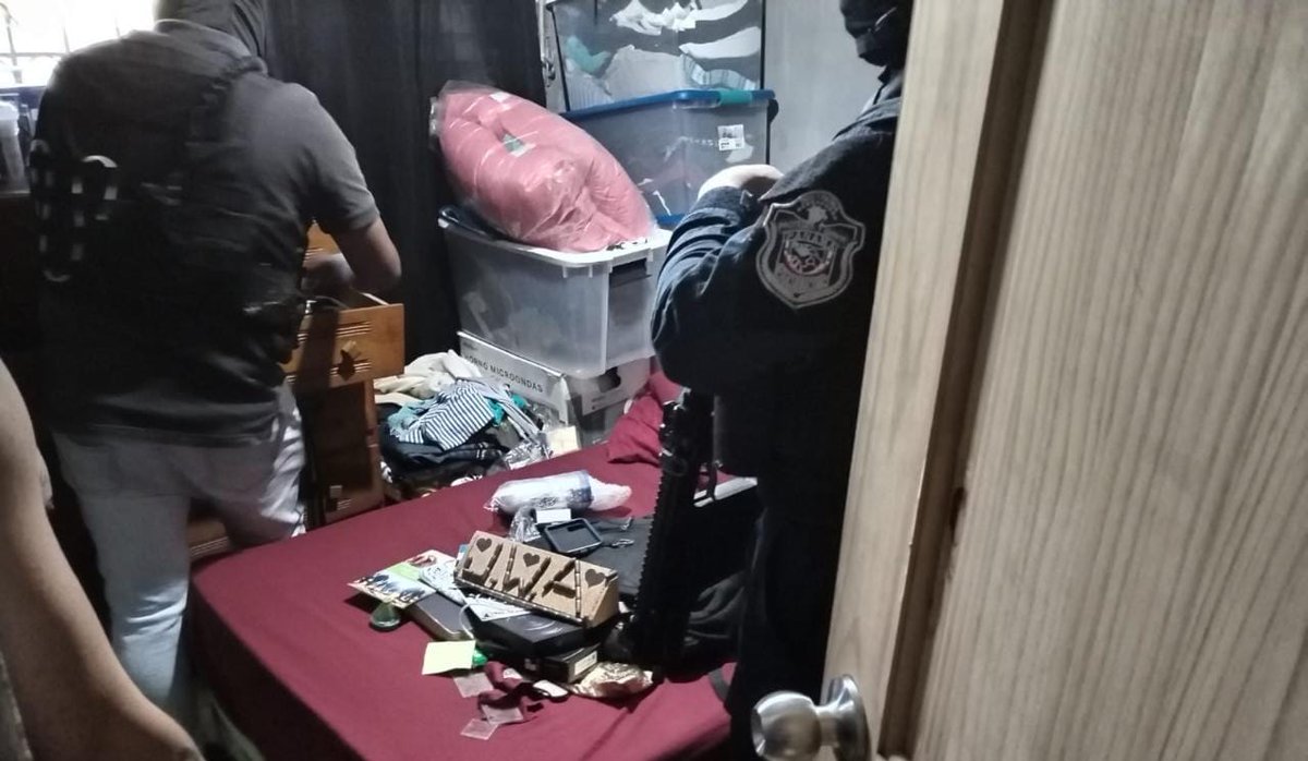 policiadepanama tweet picture