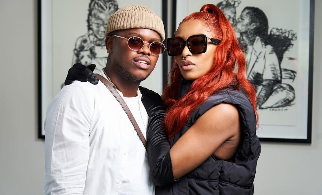 Shout out to Murdah Bongs for allowing @DJZinhle to mourn in dignity and for being a supportive dad for Kairo. I take my hat off for this kind of selfless men, royal salute! 
#RIPakaworldwide #RIPAKA #djzinhle #murdahbongz #kairoForbes