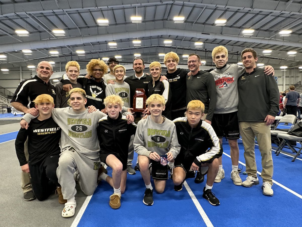 Congrats Senior Nick Ta (132) State Runner Up!   Freshman Carson Easlick (120) and Senior Robert Rerras (138) Finish 3rd.  Sophomore Brendan Sholders (113) finished 4th.  Freshman Jake Brubaker (150) finished 5th!  TEAM Finished As The Virginia State Runner Up! 
GO BULLDOGS!