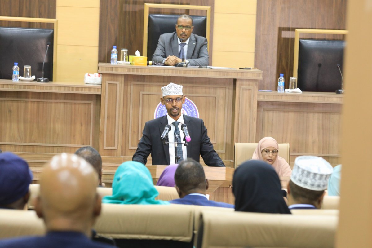 In a momentous vote, the Upper House <a href="/AqalkaSare/">The Senate of Somalia</a>  of the Federal Parliament of Somalia passes the Electricity Bill which will be enacted into Law subsequent to the signing of the President of the Federal Republic of Somalia and publishing in the Official Bulletin.