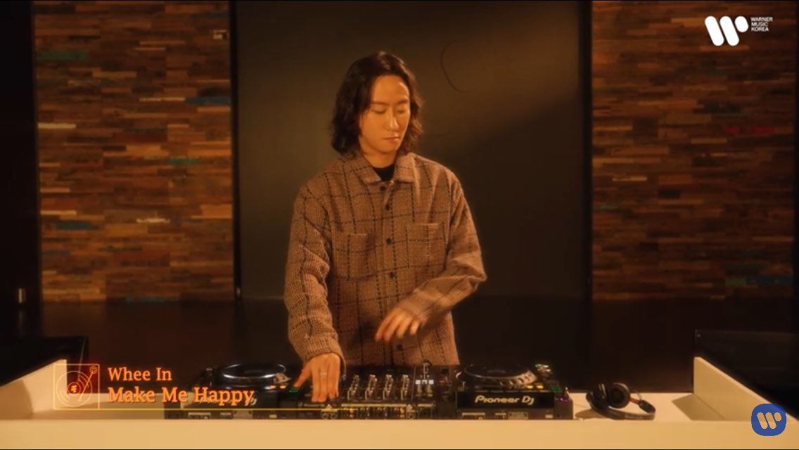 Lovewords22's tweet photo. #SamHong and #Xydo have been busy making good music!! #시도 #UnderHouse @xydofficial @valueperhour @GROOVL1N_GTCK https://t.co/H58MwZr95q