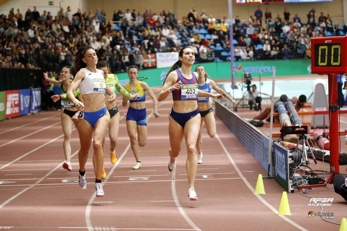 𝑪𝒂𝒓𝒓𝒆𝒓𝒐́𝒏 𝒅𝒆 𝒑𝒓𝒊𝒏𝒄𝒊𝒑𝒊𝒐 𝒂 𝒇𝒊𝒏

400 m🚺 #CEatletismoPC

🥇Eva Santidrián 53.05 MP

(8ª 🇪🇸 de todos los tiempos y Líder del año)
Ya sabe lo que es ganar al AL y en PC

📺 bit.ly/3IgxRjk
📊 bit.ly/3Ib1nHe