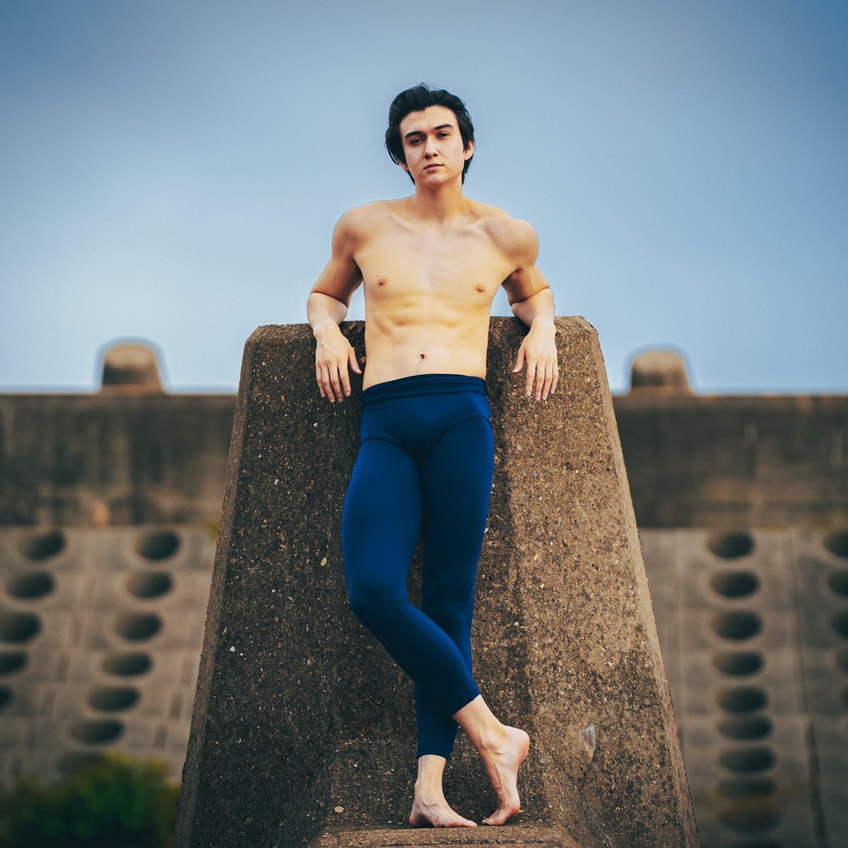 ethanjchudnow's tweet photo. Come as you are🙌
•
•
Photo by Dean
•
•
#ballet #balletdancer #balletboy #hk #hkig #hkiger #balletmodel #malemodel #dancemodel #hkmodel #hongkong #芭蕾 #芭蕾舞 #跳舞 #模特 #balletphotography #ethanjchudnow https://t.co/npJxPimuDl