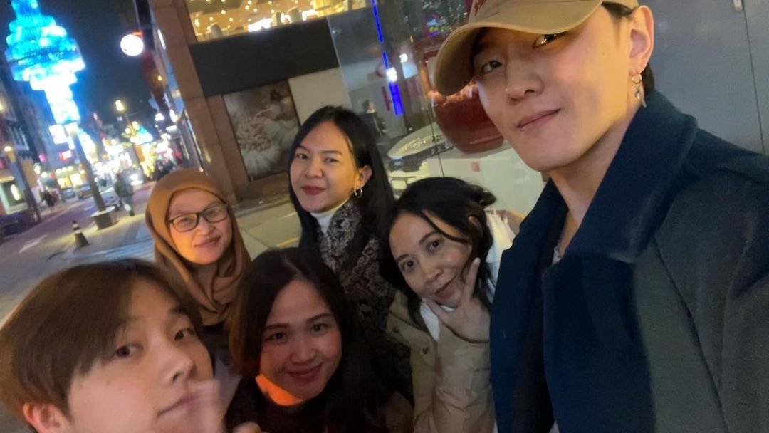 doyijinaren's tweet photo. [23.02.19] m_elliana IG Update with JINHWAN &amp; #DONGHYUK (2) ❤️❤️

https://t.co/hBWxkAR6bw

#JAY #JINHWAN #진환 #ジナン
#iKON #아이콘 #HWANSTAGRAM 
@iKON_gnani_____ @iKONIC_143 https://t.co/qsasamoDma
