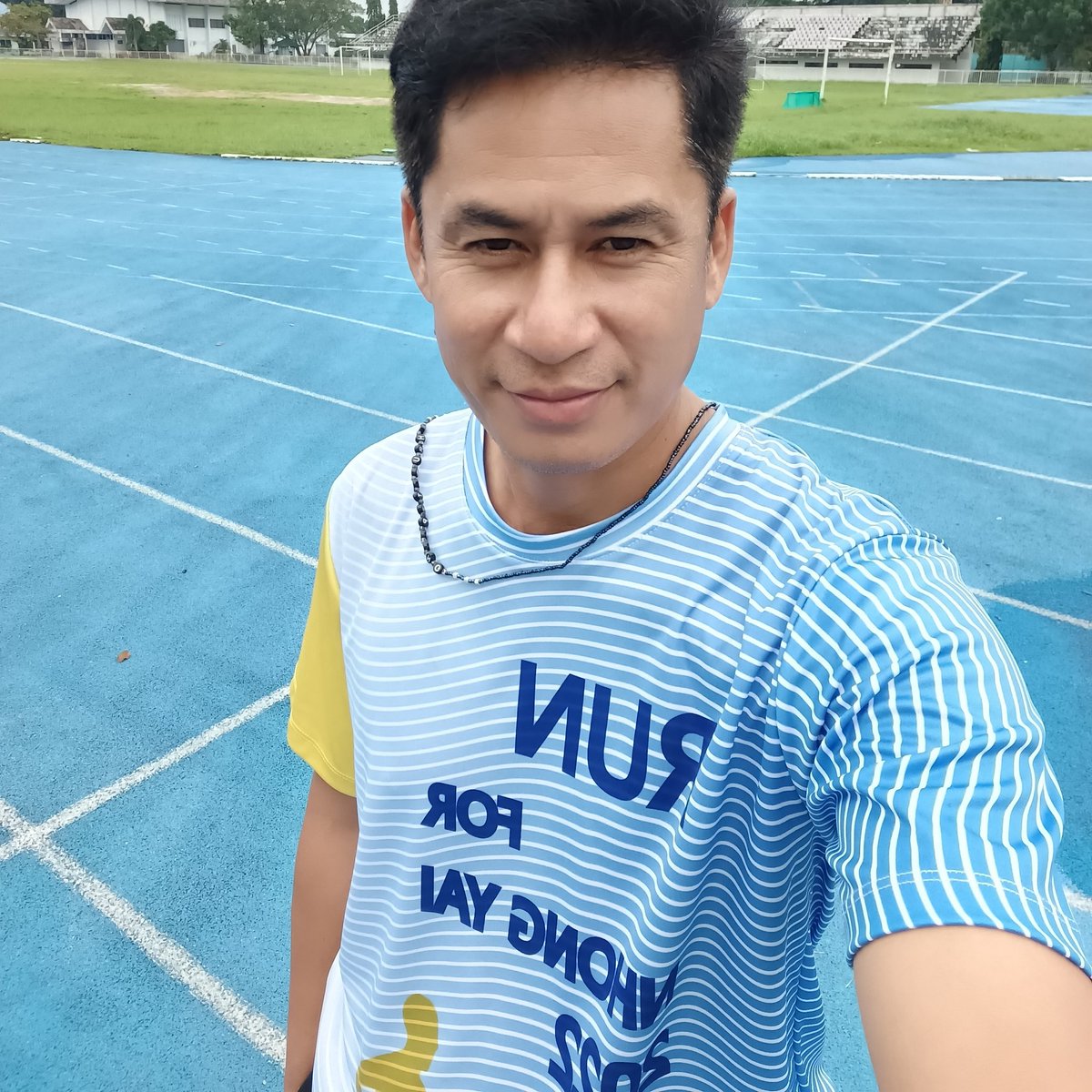 2519Chairob's tweet photo. #NewProfilePic https://t.co/FE0kHrN0Oc