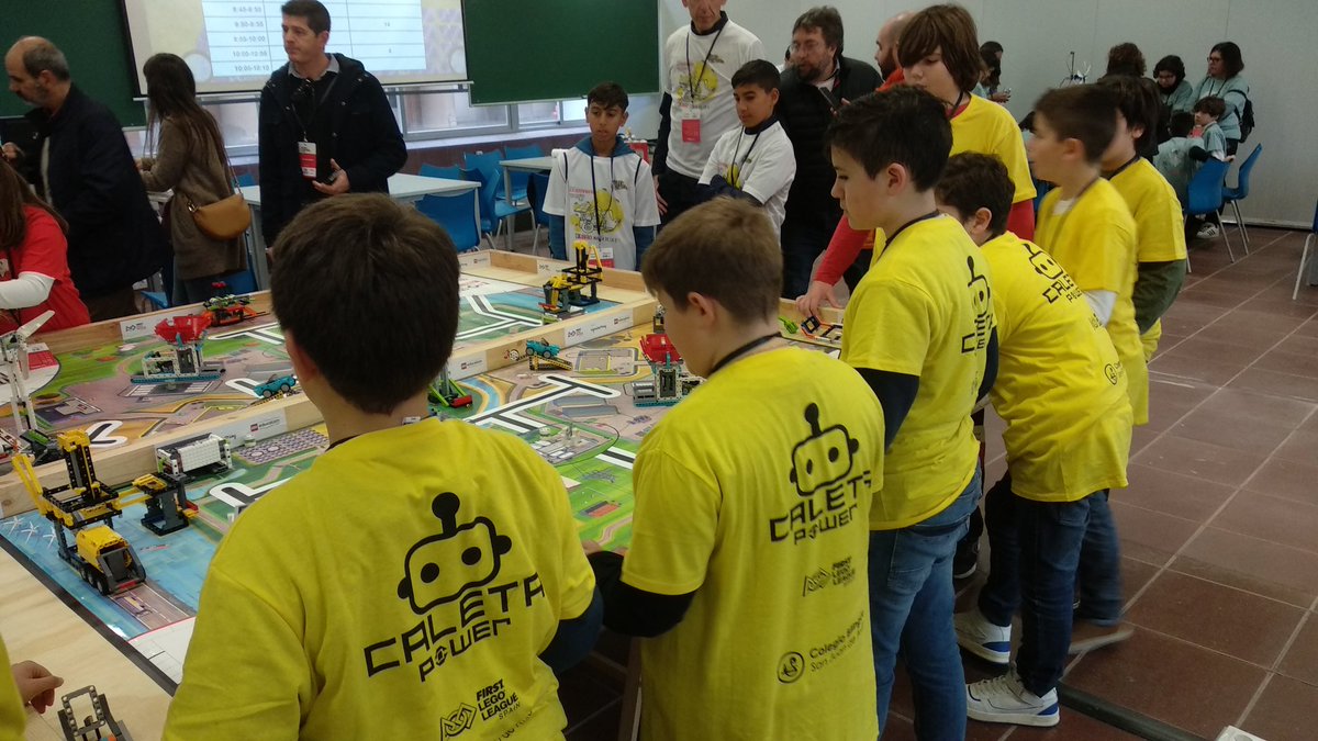 Nuestro equipo Challange ha conseguido 215 puntos en el juego del robot en <a href="/FLLMalaga/">FLL Málaga</a> una puntuación muy buena, que demuestra su esfuerzo a lo largo de estos meses. Enhorabuena a los alumnos de 5° y 6° del cole 
#CaletaPower
<a href="/FLL_Spain/">FIRST LEGO League SPAIN</a> 
#superpowered 
#FLLMalaga