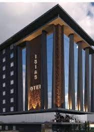 Otel yapmak için kolonları kesiyorsunuz. Üzerine 2 kat çıkıyorsunuz. Sonrada hesap sorulmasın diye dosyaya gizlilik kararı getiriyorsunuz. Bunun adı cinayet! Hesap vereceksiniz
#isiasotel #Adıyaman