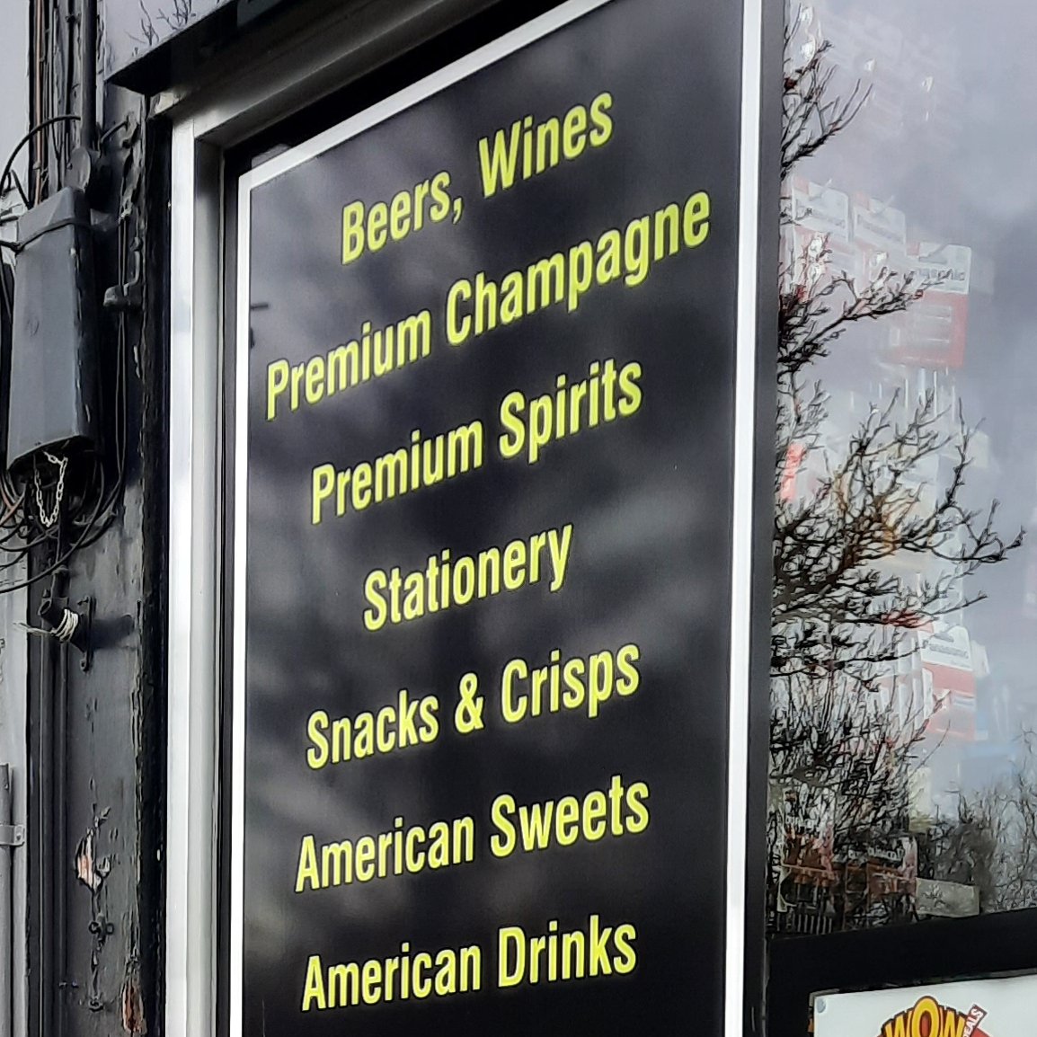 Punkdimmitis's tweet photo. Premium Champagne, Darling!
Meanwhile I'm in there buying my gravy granules π€£
#Welcometodurham https://t.co/zqX61463hl