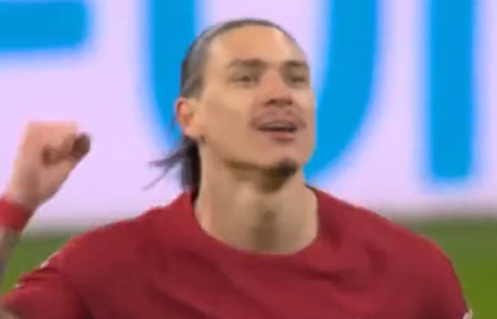 LivEchoLFC's tweet photo. The moment Darwin Nunez hears the Liverpool fans singing his song 😊 https://t.co/TiJrz8XPJX