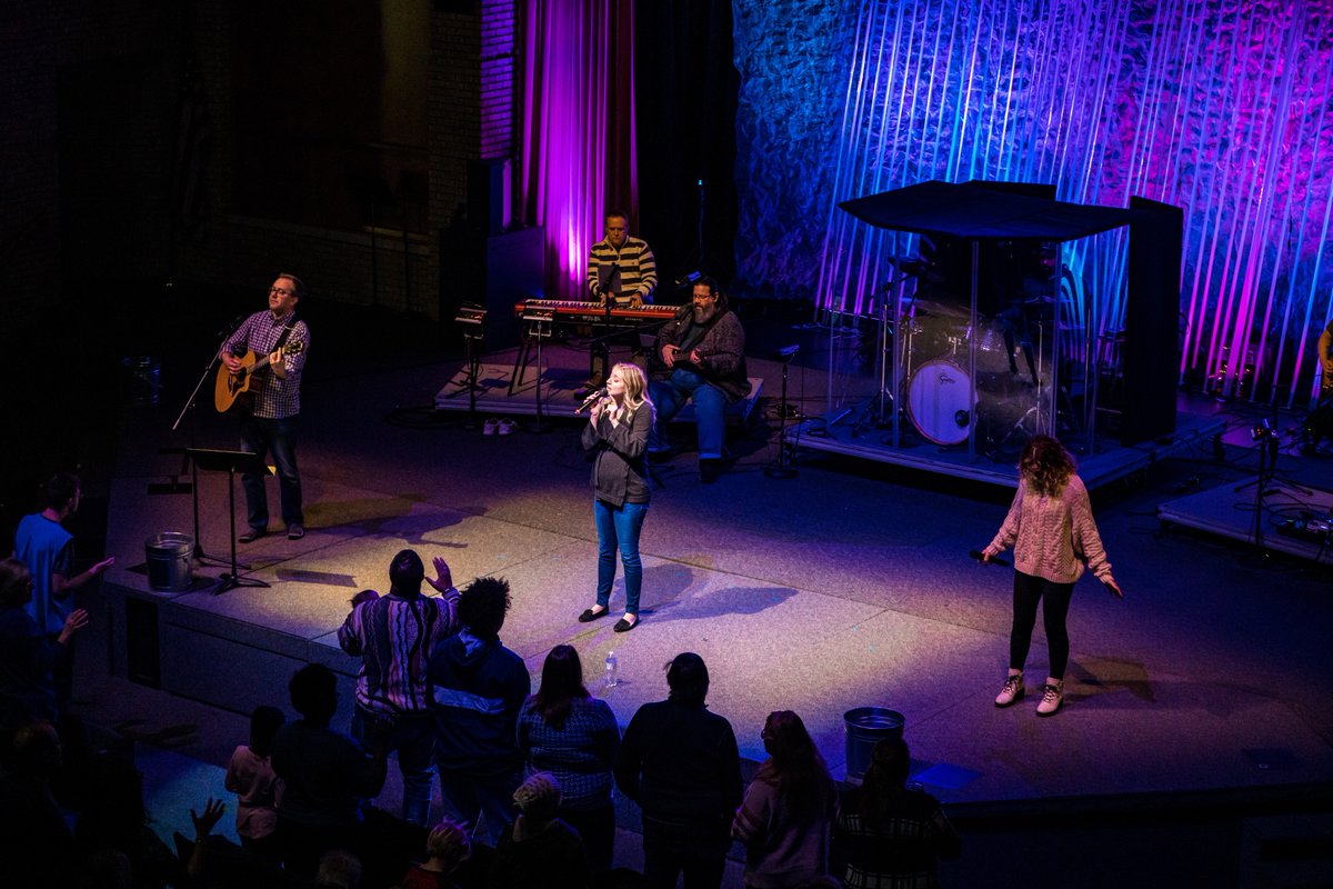 gracewired's tweet photo. Who's ready to worship with us this morning?! 🙌 🙌 We hope we'll see you soon for one of our two services at 9am | 11am. And don't forget to pick up your lent guide while you're here!

Can't make it in person? Watch online at https://t.co/h1GpIGOWZf.

#GraceCommunityChurch https://t.co/XmCgbNN7XC