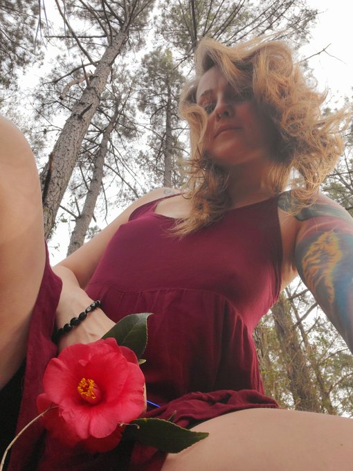 🌸Morning fellow Earthlings🌸 https://t.co/sGwyKfeW17<a href="/tag/mvsales"class="tags"><span>#mvsales</span></a>