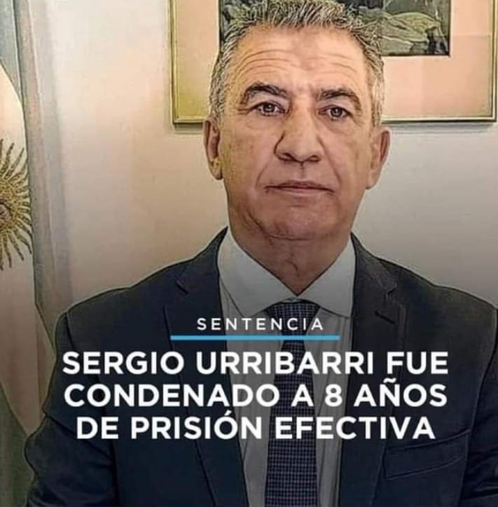 pedrorocha22a's tweet photo. ✍Tomá nota:
#PresosK2024
Condenado por Corrupción.
Prisión e inhabilitación perpetua para ejercer cargos públicos por el desvío de Fondos Públicos entre 2010 y 2015, cuando era Gobernador de Entre Ríos.
#GobiernoCriminalCorruptoyMentiroso
#CorruptosSA
Esto es el kirchnerismo. https://t.co/nLTdgZlAEK
