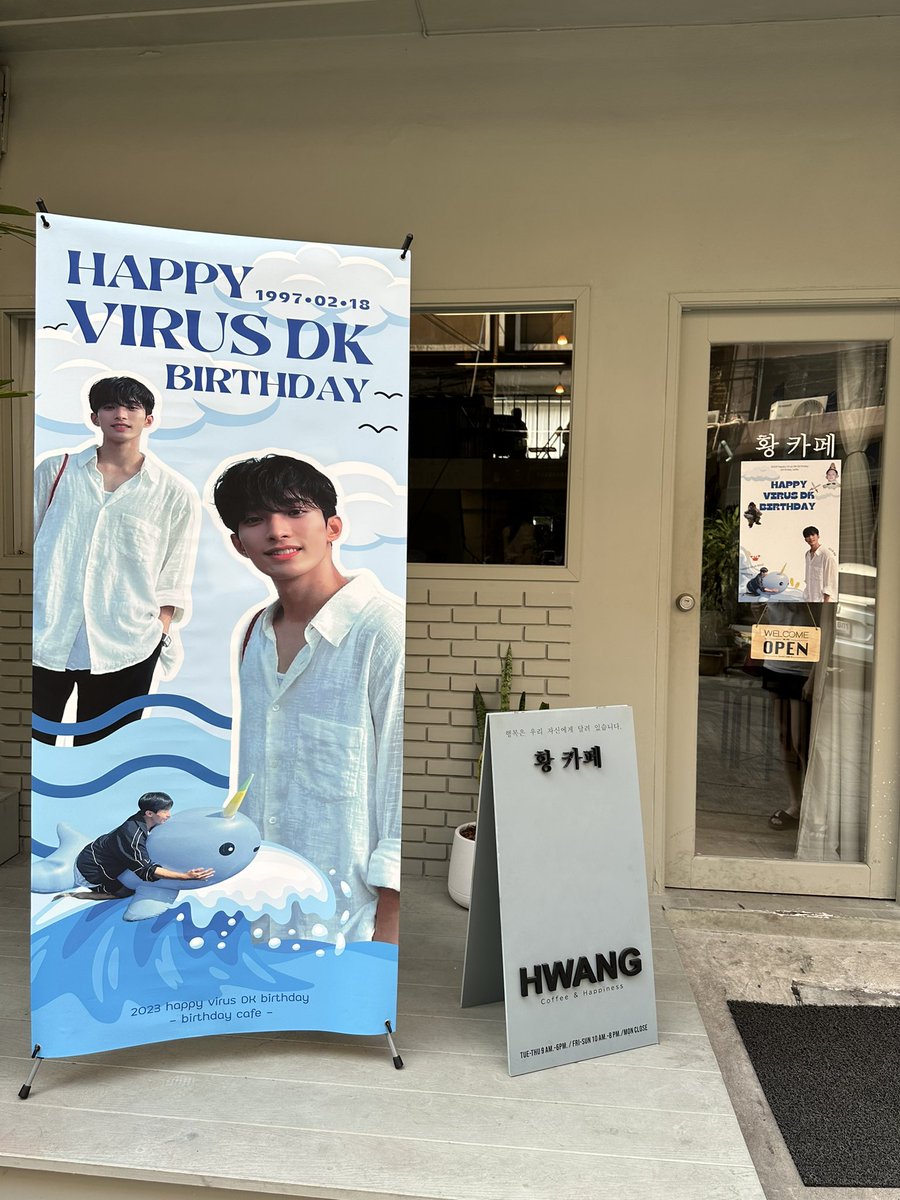 YooHoo_Suth's tweet photo. คาเฟ่ดีทั้ง 2 ที่เลยค่ะะ แฮปปี้มากๆ 💖 แล้วก็ขอขอบคุณทุกคนที่มาแจกกอว.ให้ด้วยนะคะะ น่ารักมากๆเลย 💞
#TheVernOnlyOne #happyvirusDKbirthday https://t.co/iPH5b2JoYo