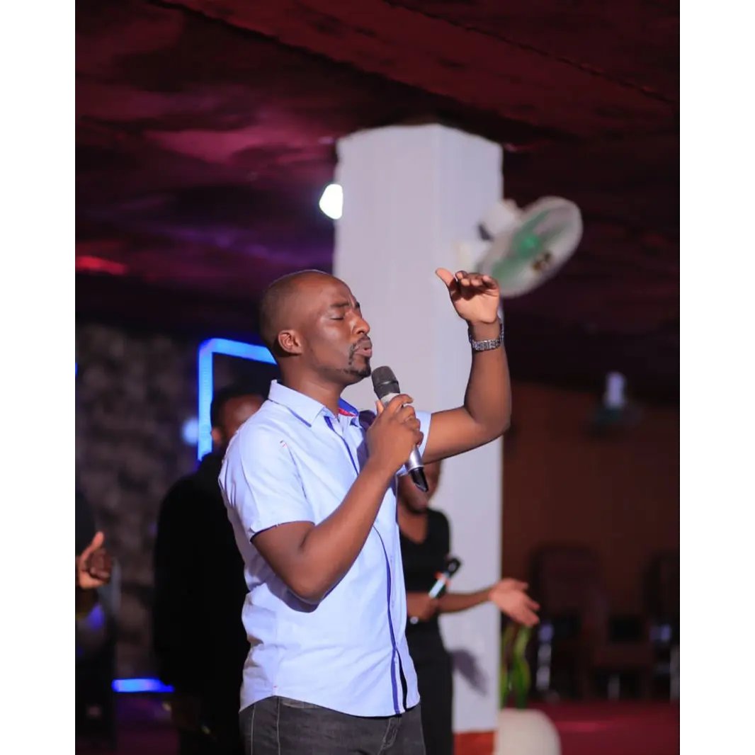 NationArdent's tweet photo. The Ardent Service is Live. Join us in power. (At The Praise Cathedral Ntinda YouTube Channel)

Like, Comment, Subscribe and Share💪🏽

https://t.co/d2phgFL3Uj
#live #agoodword #youth #fellowship https://t.co/QrC9Nu9mWi