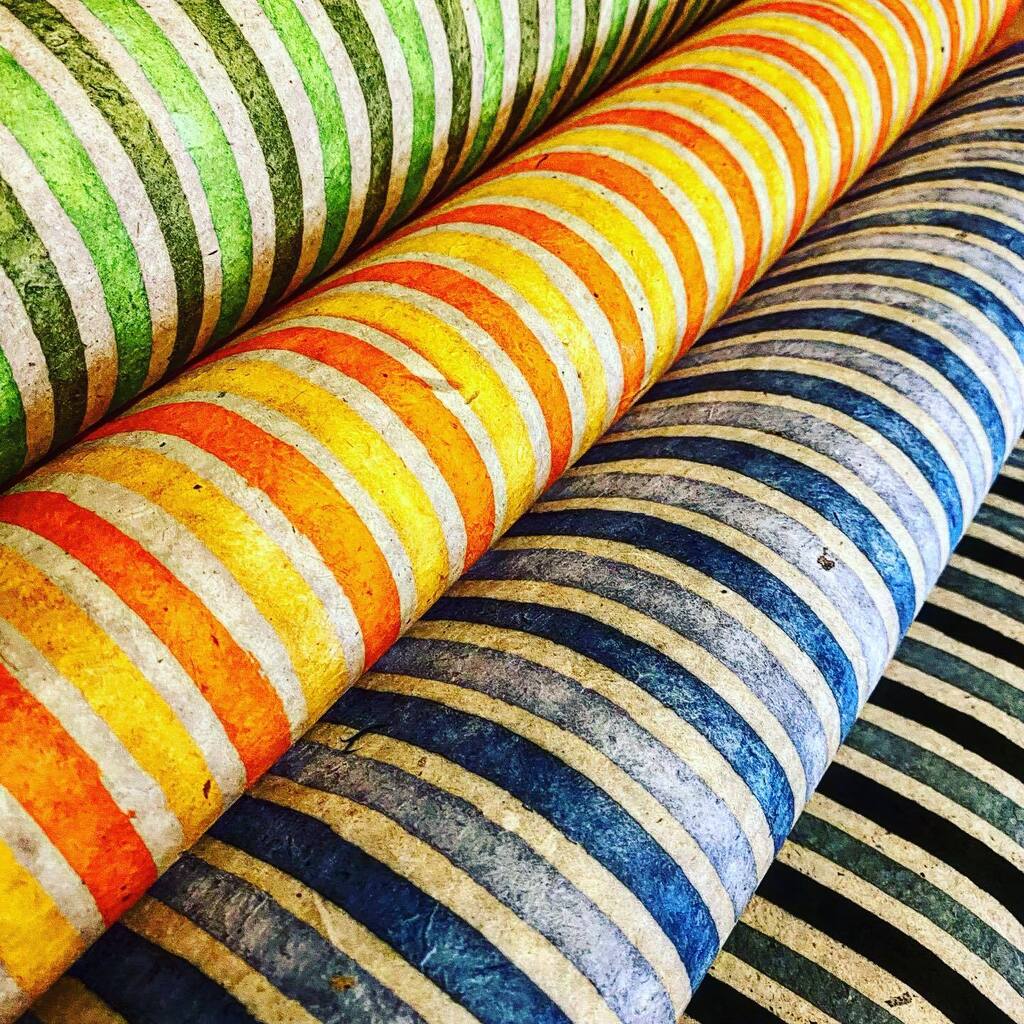 ollilypaperware's tweet photo. Waxed and tie-dyed Lokta paper with stripes!

https://t.co/avs1Pf46kn

#nepalese #paper #nepalpapier #lokta #loktapaper #handmadepaper #nepal #origami #material #diy #diymaterials #doityourself #bookbinding #ollilypaperware #handmade #papercraftmaterial… https://t.co/BfHmaL3V0F https://t.co/alIhoE9ItC
