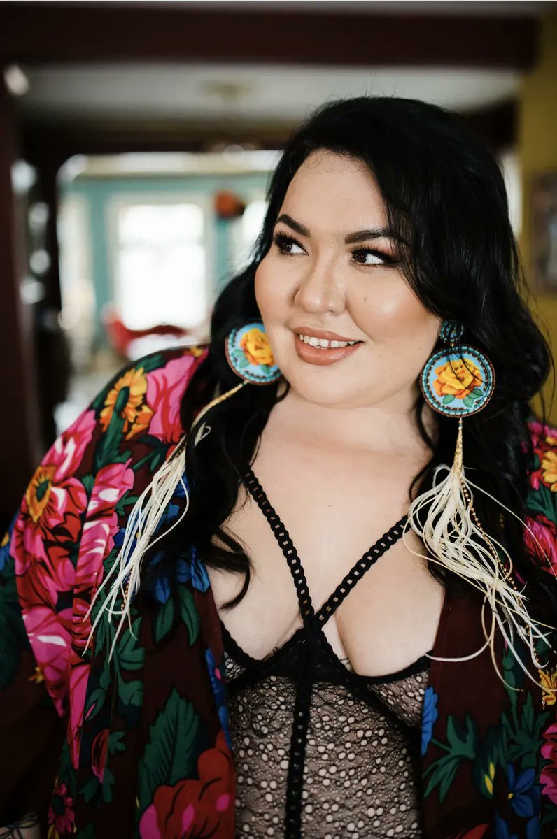 Author & artist @sweetmoonphoto has used her writing to explore erotica and themes of love. Tune into @SaskWeekend 94.1FM ##yxe 102.5FM #yqr 540AM #sask 8:30am to hear about her workshops that are a part of Aboriginal Storytelling Month. @LSSAP