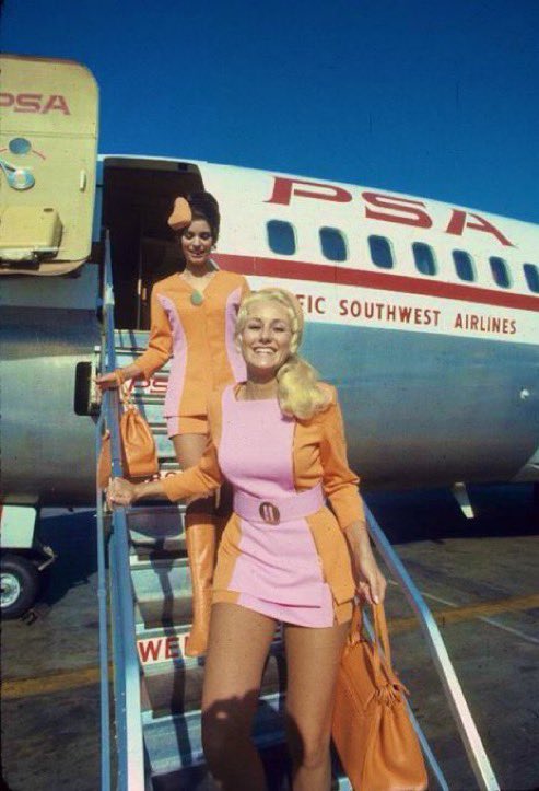Super70sSports's tweet photo. My dad traveled around the country heating lung darts on planes staffed by these beauties. One generation later, I can’t even get a bag of fucking peanuts. I’m calling bullshit.

👉 https://t.co/ZkdMcRvYDo https://t.co/WRkXKaucIs