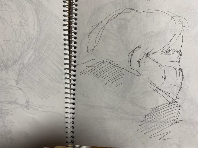 忙しくて今週半分までかけない
はやく絵描きたいー!!!!! 