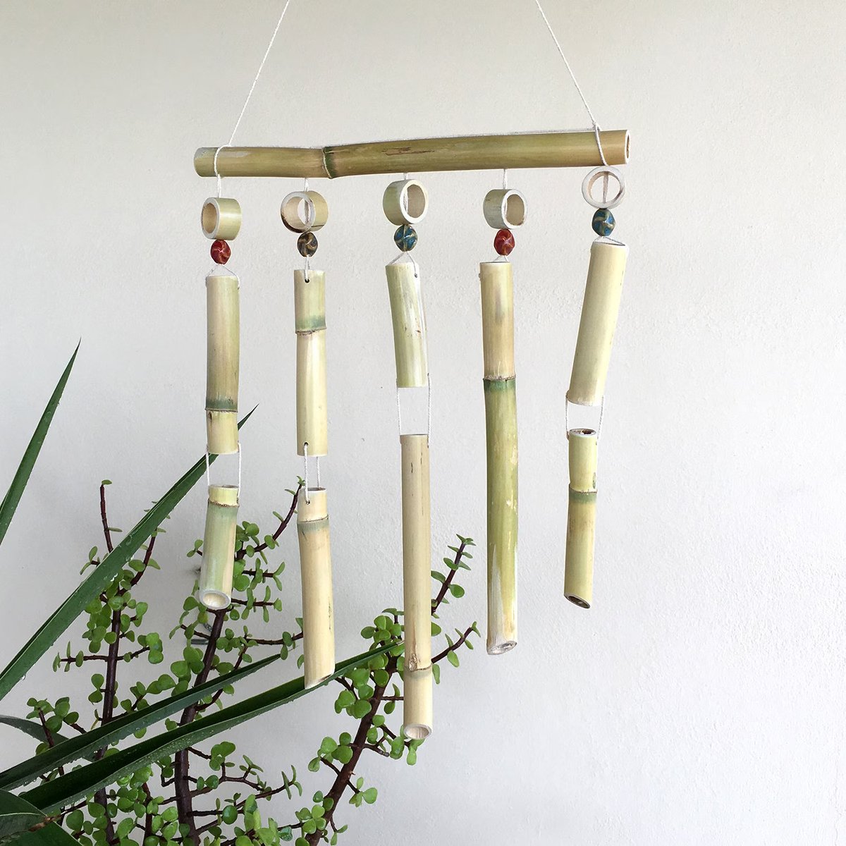 ecodecoroom's tweet photo. Bamboo wind chime - https://t.co/XCI2rlRJFH

#japanesewindchime #windchimesoutdoors #largewindchime #outdoorwindchimes #handmadewindchime #gardenwindchimes #indoorwindchimes #musicofwind #uniquewindchimes https://t.co/IIiF0nOMzt