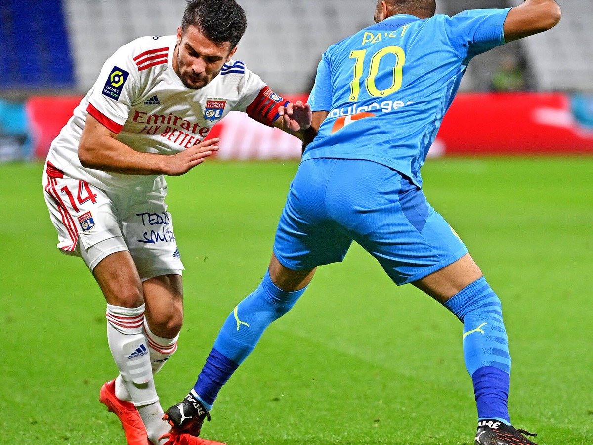 yacine_youssfi's tweet photo. Payet a pris rouge pour cette semelle et Mbappe un jaune…
Faut une cohérence de la commission de discipline de la @LFPfr !!

#TeamOM #PSGLille #Mbappe https://t.co/DlvTxBsuFq