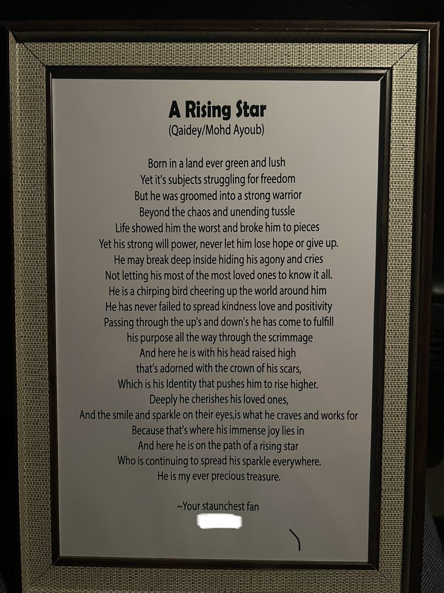 qaidey's tweet image. One among you gifted me this, so beautiful ♥️♥️❤️