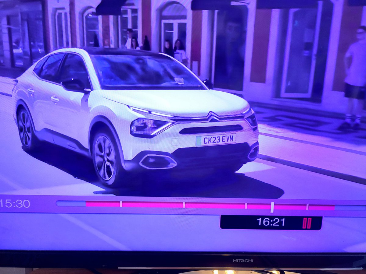 NeoDroid24's tweet photo. @evmanuk Looks like Citroen are using your branding in the numberplate. 😁 https://t.co/4A3qjBLQB3