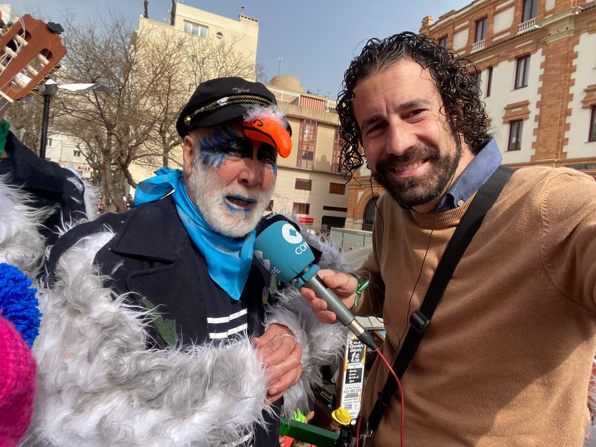 COPECadiz's tweet photo. Con el coro Las del Puerto, de Barbate, disfrutando del carrusel de coros
#domingodecoros
➡️Todo en
💻https://t.co/Wik2OVTbeC
📱App de COPE (Emisora Cádiz)
#Cádiz #Carnaval2023 #cope #carruseldecoros #CarnavaldeCadiz2023 https://t.co/0RtmOMb4zy