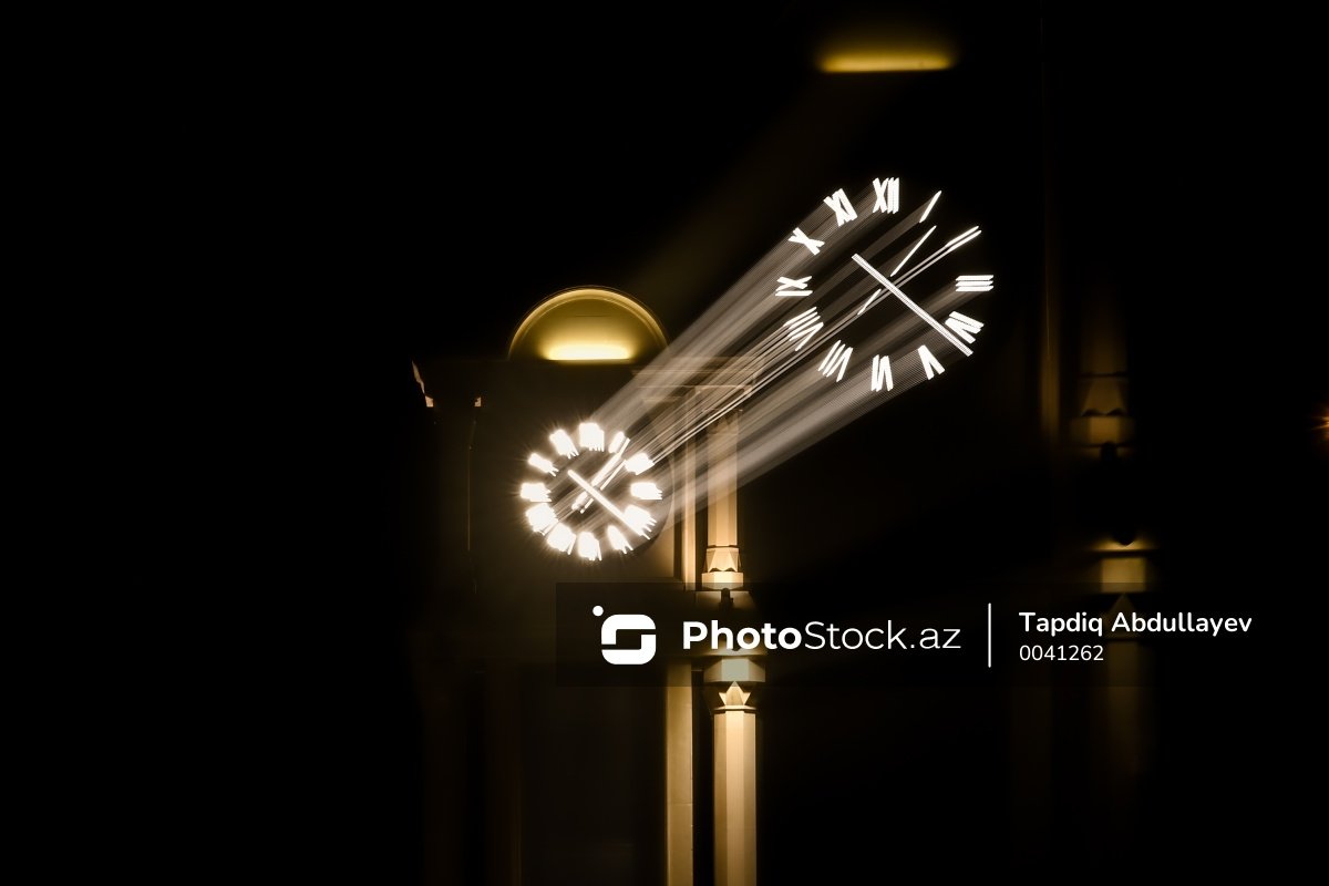 PhotoStockaz's tweet photo. Bakının dörd bir tərəfində yerləşən saatlar
#saat #vaxt #səbailrayonu #xətairayonu #tarqovı #i̇çərişəhər #nərimanov #bakışəhəricrahakimiyyəti  #prospekt #photo #Stock #Azerbaijan #Baku #streetphotography #streetstyle #streetphoto #bakustreets 
🕰️ Ətraflı: https://t.co/mAGqeMvgrd https://t.co/N9sOHl27vq