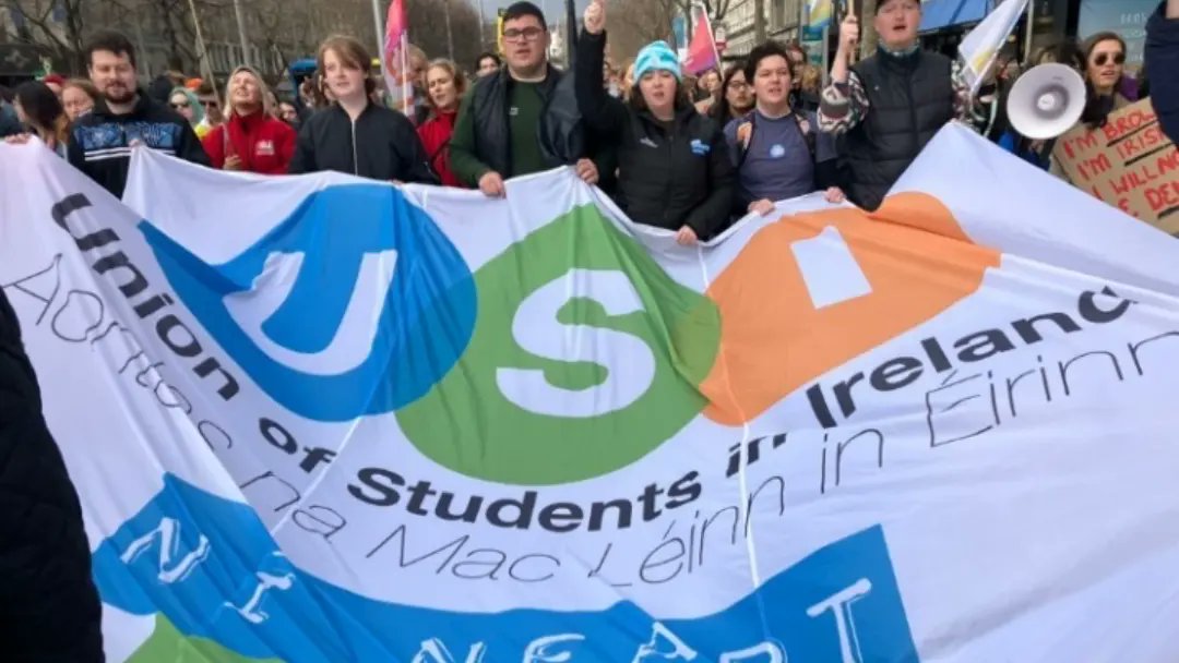 CCSUofficial's tweet photo. Yesterday, ten of thousands of people from across civil society, from students to trade unionists, migrant activists to community workers and many more, came out in force to condemn the poison of the far-right.

#CSSU #IrelandForAll #TogetherForAll @TheUSI @LeCheileDND https://t.co/8Io8yP2KH5