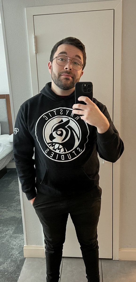TheJundFund's tweet photo. Day 3! Time for the most bittersweet day of all. If you haven’t seen me around yet and you want to, today’s your chance! I’ll be in the Command Zone all day, so come say hey! #MCPhilly #MagicPhilly #MagicConPhilly https://t.co/Iwyv7Stv27