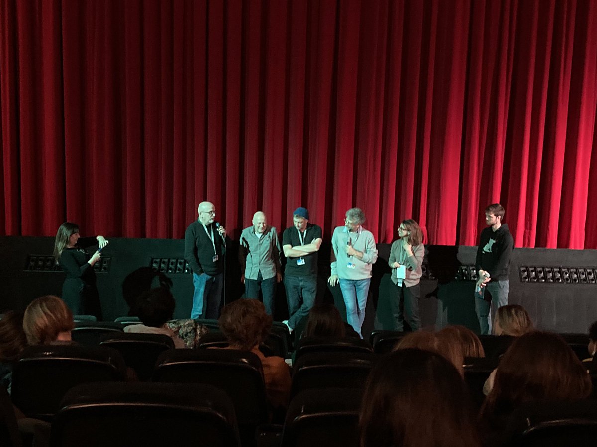 Such a wonderful film: "A greyhound of a girl", currently at #Berlinale2023, is the new Enzo D'Alò animation piece about life, #family and good #food as social glue that connects generations. 10/10. Heart-warming, funny and inspiring: berlinale.de/de/2023/progra… (Tickets left)