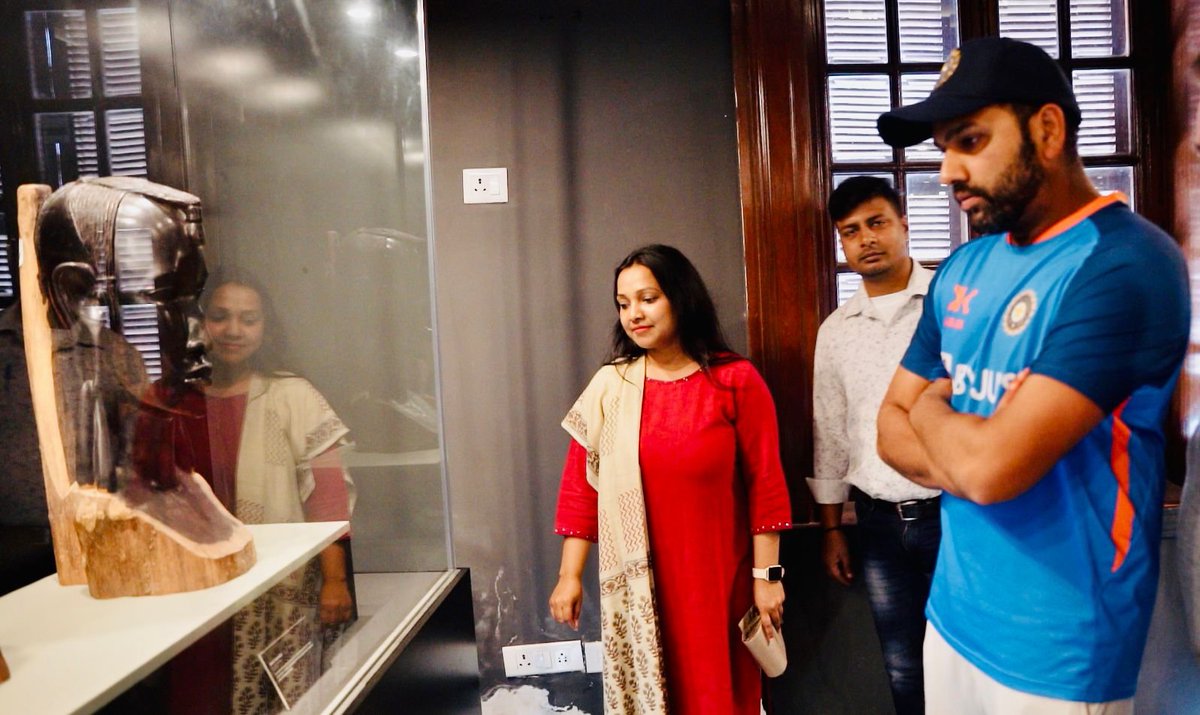 ANI's tweet photo. Delhi | Team India visited the Pradhanmantri Sangrahalaya, a museum dedicated to the Prime Ministers of India

(Source: BCCI) https://t.co/7WnAIR8eDk