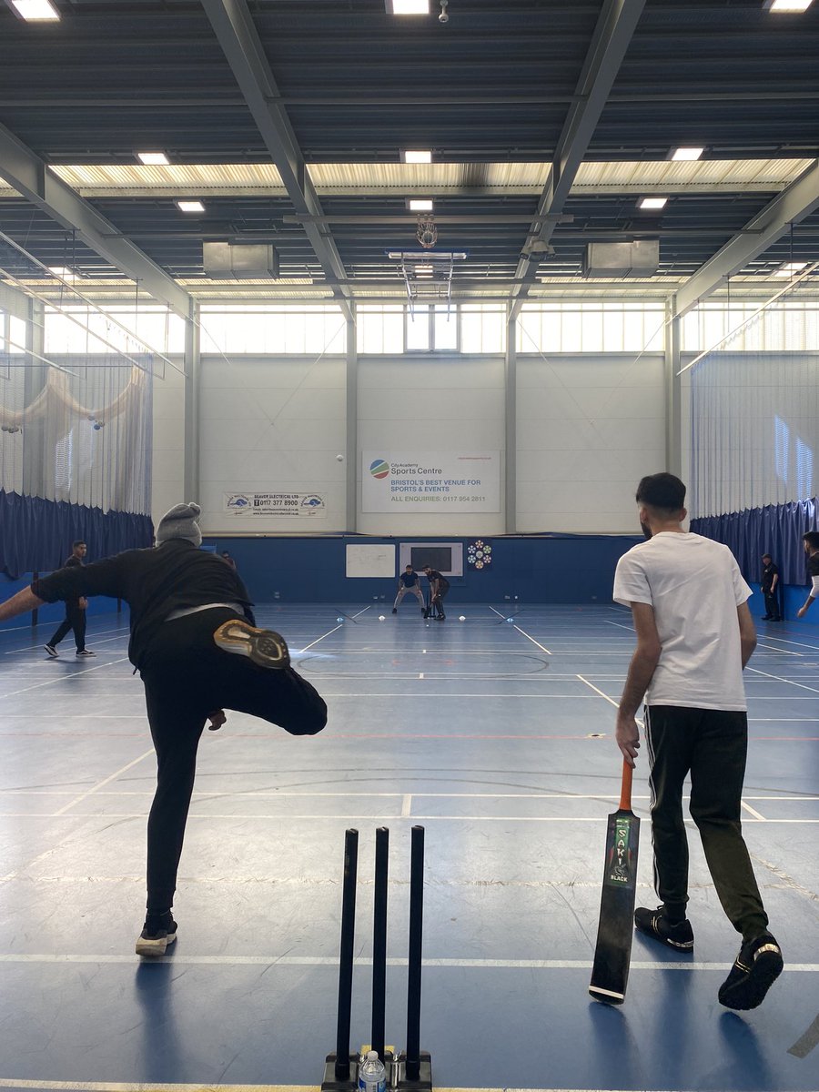 CTS_Bristol's tweet photo. 1️⃣ | Live updates to come throughout the day here, as a street tournament is held involving teams from Birmingham, Bristol Street &amp; Bristol Afghans! We will be tracking Hall Two’s proceedings...

Birmingham 2 take the first victory after knocking off 55 handily 🏏

@Chance2Shine https://t.co/IYiBrgRB2P