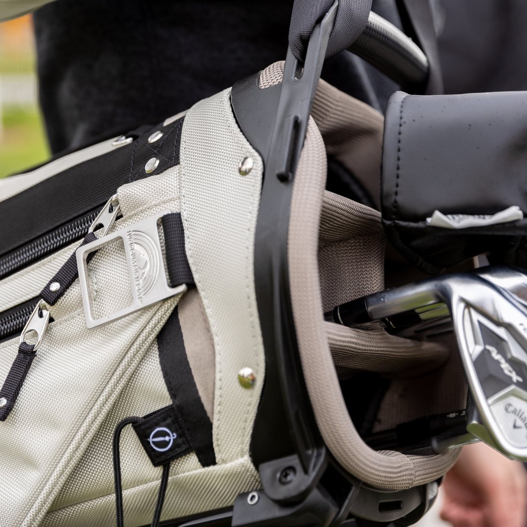 Can you name that bag? 👀 Stay tuned for the reveal post. 

#SunMountainSports #SunMountain #golfbags #golflife