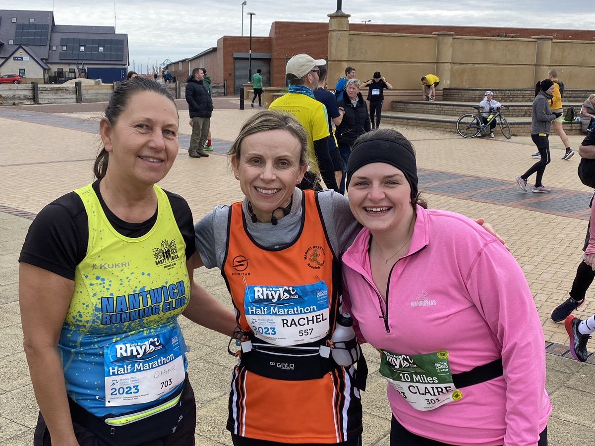 rladams6's tweet photo. Ooo I do like to run beside the seaside.. and to catch up with good friends. Rhyl half marathon today, lovely course, well organised but running against the wind for last 3 miles was tough! @MDRunningClub @RunWales #keelerunningclub https://t.co/2l3luPMbwG