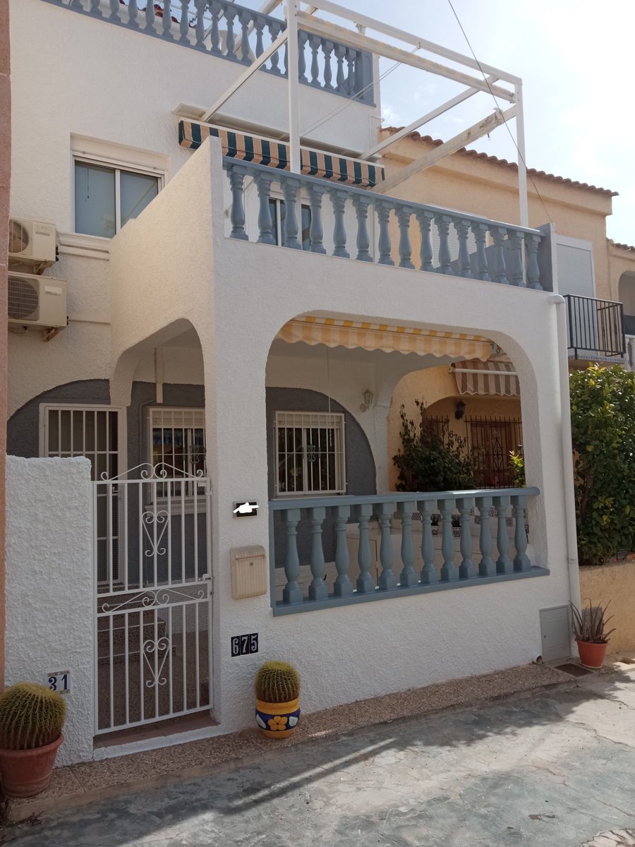 johnsdarren's tweet photo. Great job by Gary Hemlin(Finishing Touch Painters &amp; Decorators)
Before &amp; After pics...
On our home in Spain.
We are delighted with the result😍
#LaMarinaUrb #Alicante #Espana https://t.co/56IeZbZIWq