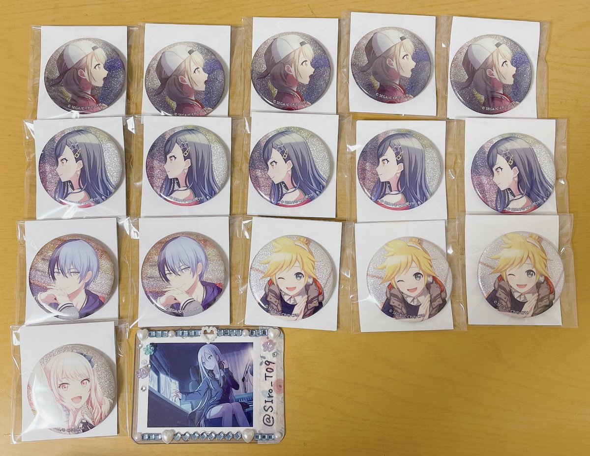 SIro_T09's tweet photo. 《交換/譲渡》プロセカ グリッター缶バッジ グリ缶 vol.15C

譲▶︎こはね、杏、冬弥、レン、瑞希

求▶︎同種奏 ＞ 定価＋送料

交換優先、郵送のみ。詳細はプロフのリンク先にあるので一読して頂けると幸いです。
検索からもお気軽にお声がけ下さい。 https://t.co/ujG28k8PBJ