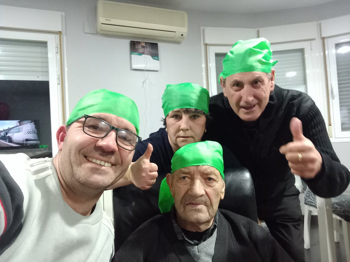 FundAladina's tweet photo. La campaña #PañueloChallenge jamás habría sido posible sin @MindshareSpain,@JCDecaux_ES
#Cerclex, @exteriorplusES , @InfiniaAudiovis ,@XaxisTweets ,@sunmediatv, #IEPE,@iwallinshop ,@PRISA, @EMTmadrid,@VienaCapellanes , @misssushi, @Visionlab_ o @_sentisis
¡GRACIAS! https://t.co/2C0b8nBqL8