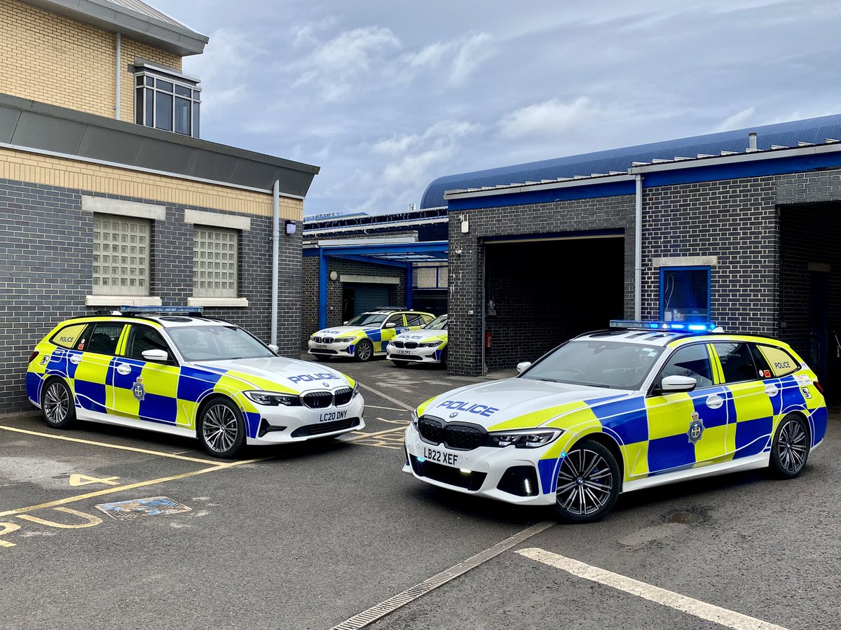 ShaunfromDurham's tweet photo. Few hours #volunteering today, @DurhamRAPol fleet clean for a little while! 🚔
#CleanToBeSeen #PositiveImage https://t.co/F6NMkhWQnm