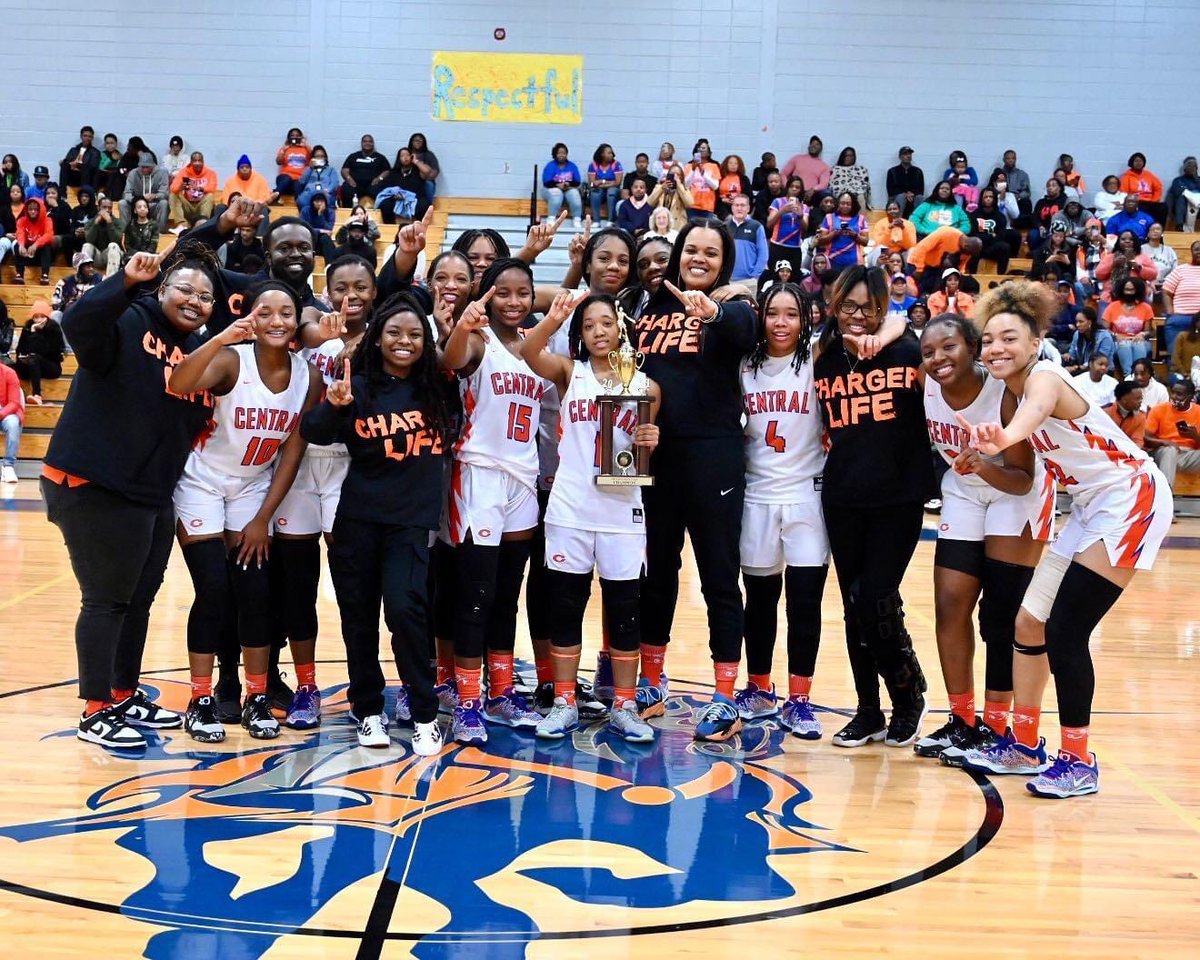 LadyChargersWBB's tweet photo. 𝒀𝒐𝒖𝒓 2022-23 𝑹𝒆𝒈𝒊𝒐𝒏 2-𝑨𝑨 𝑻𝒐𝒖𝒓𝒏𝒂𝒎𝒆𝒏𝒕 𝑪𝒉𝒂𝒎𝒑𝒔! https://t.co/DtsJrfWP09
