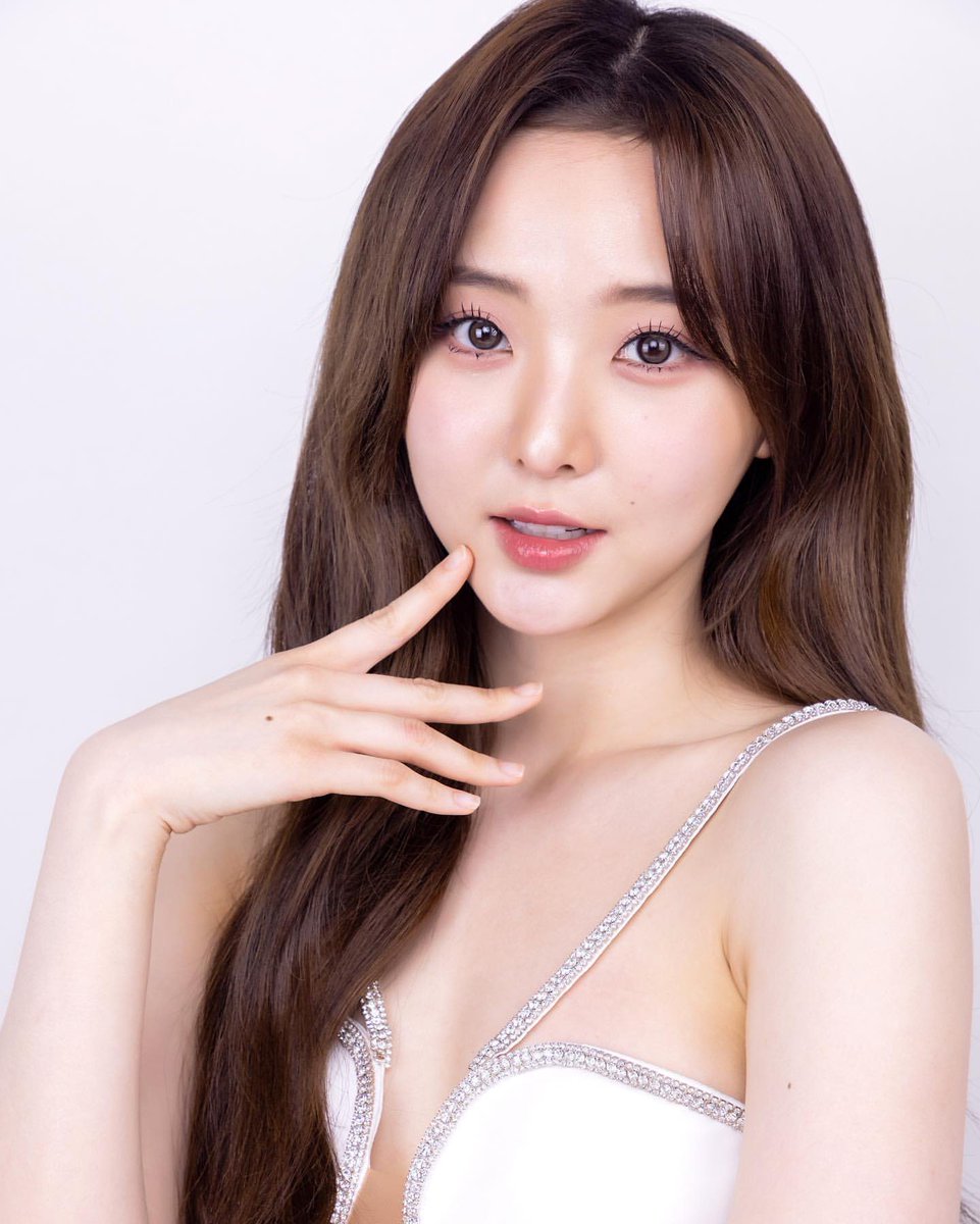 NeneJapanFans's tweet photo. 🍓Nene IG 更新
20230219
#ClarifiqueProSolution #クラリフィックブライトニングセラム #ランコム #LancomeThailand
#ネネ #เนเน่ #Nene #郑乃馨 #ZhengNaixin #네네 #TrịnhNãiHinh https://t.co/35V0ojtObi